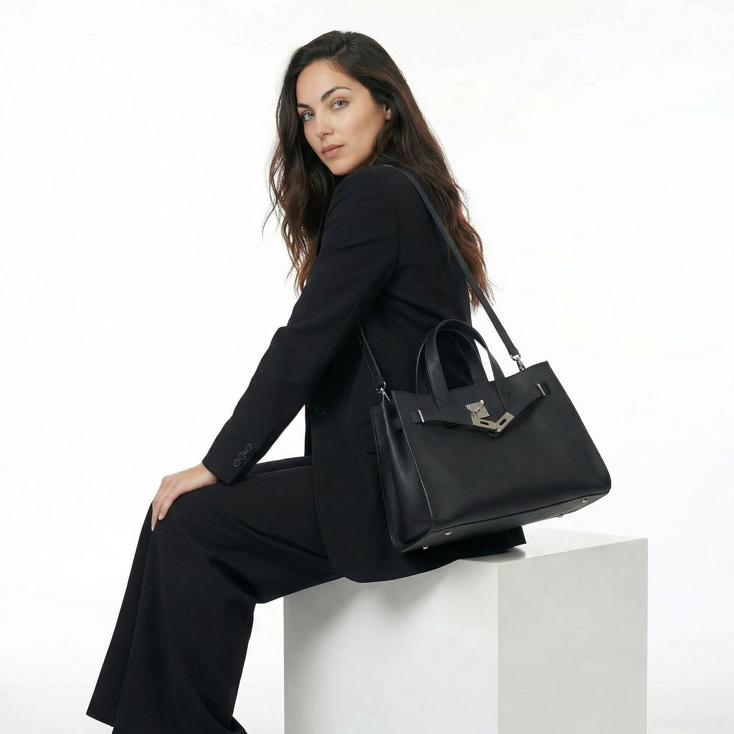 Béatrice | Women’s Leather Tote Bag Drawstring Buckle