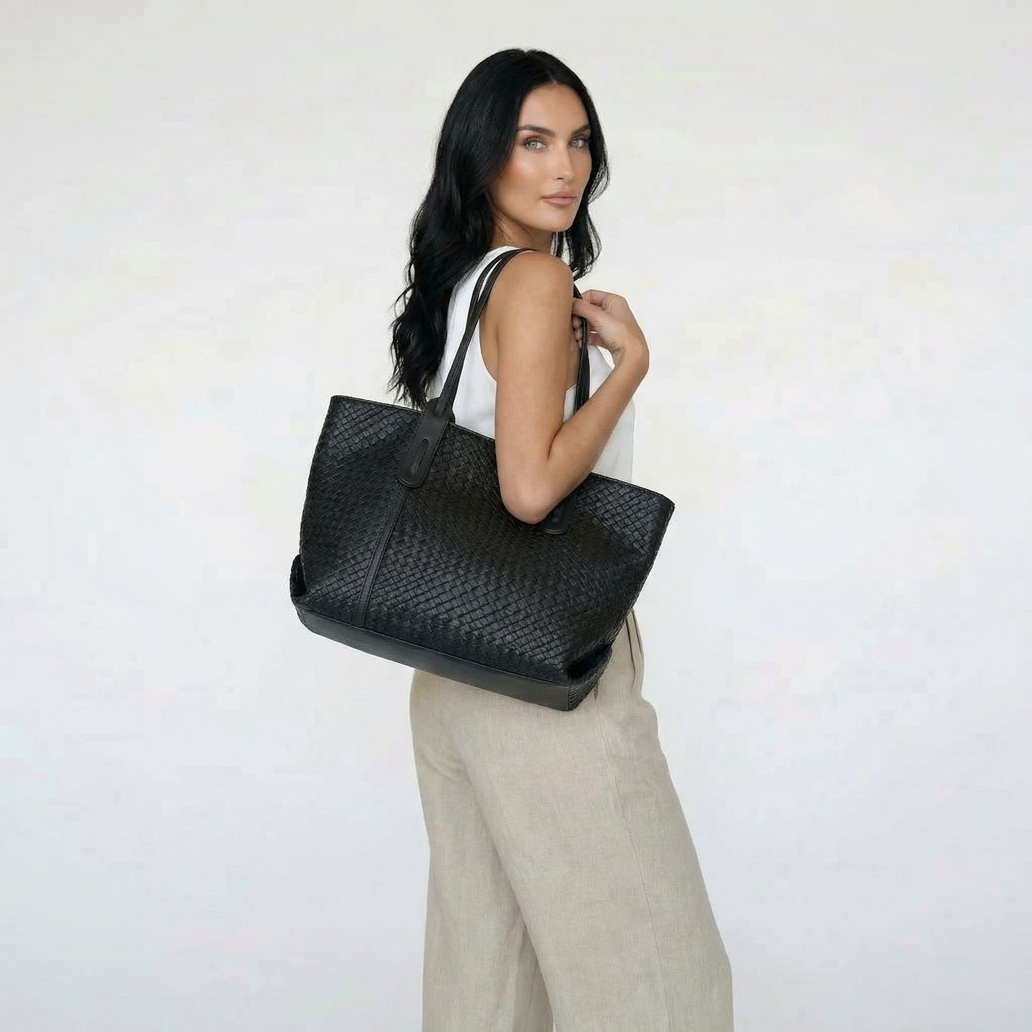 Cécile | Women’s Textured Tote Bag Zipper