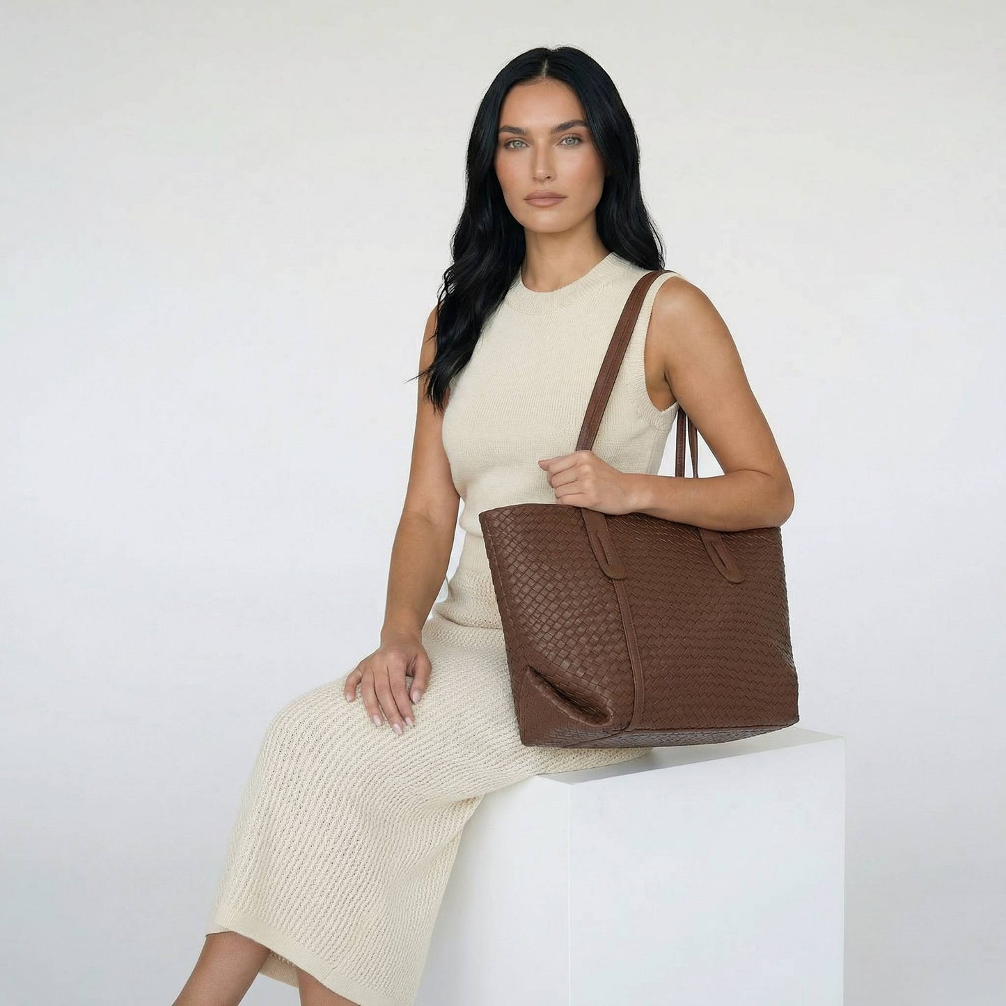 Cécile | Women’s Textured Tote Bag Zipper