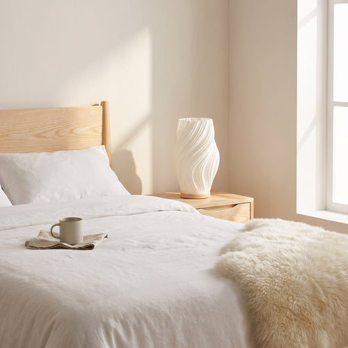 Dimmable Swirl Nordic Table Lamp