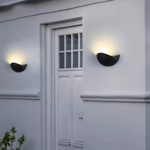IP65 Half-Round LED Wall Sconce