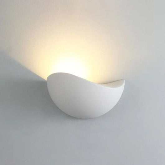IP65 Half-Round LED Wall Sconce - White / Warm Light (3000K)