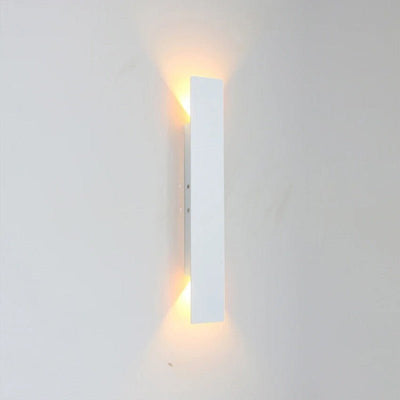 IP65 Outdoor Up-Down LED Wall Sconce - White / 2W