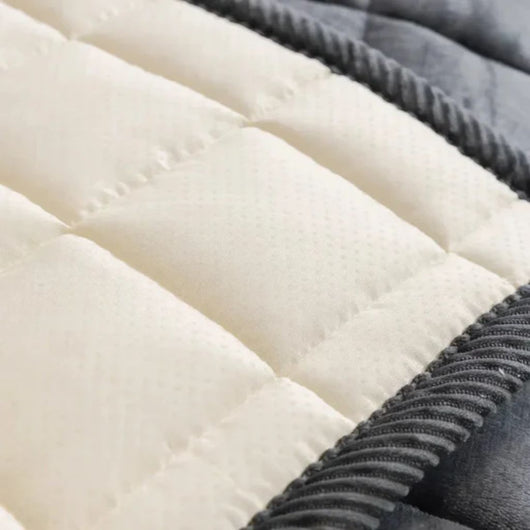 Non-Slip Quilted Sofa Cover Mat - Cream / 70x70cm