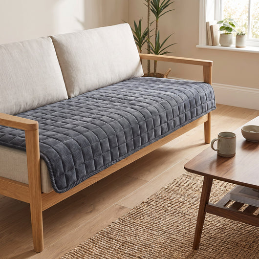 Non-Slip Quilted Sofa Cover Mat - Dark Grey / 70x70cm