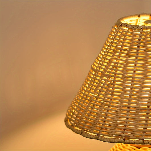 Woven Rattan Table Lamp